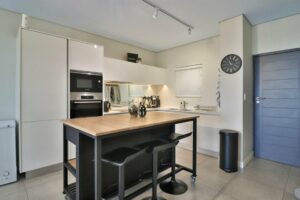 Luxury-Apartment-Kitchen-Haymarket-McGeer-Kitchens-Pretoria
