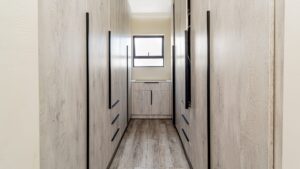 eye-of-africa-golf-estate-modern-cupboard-design-pretoria-mcgeer-kitchens